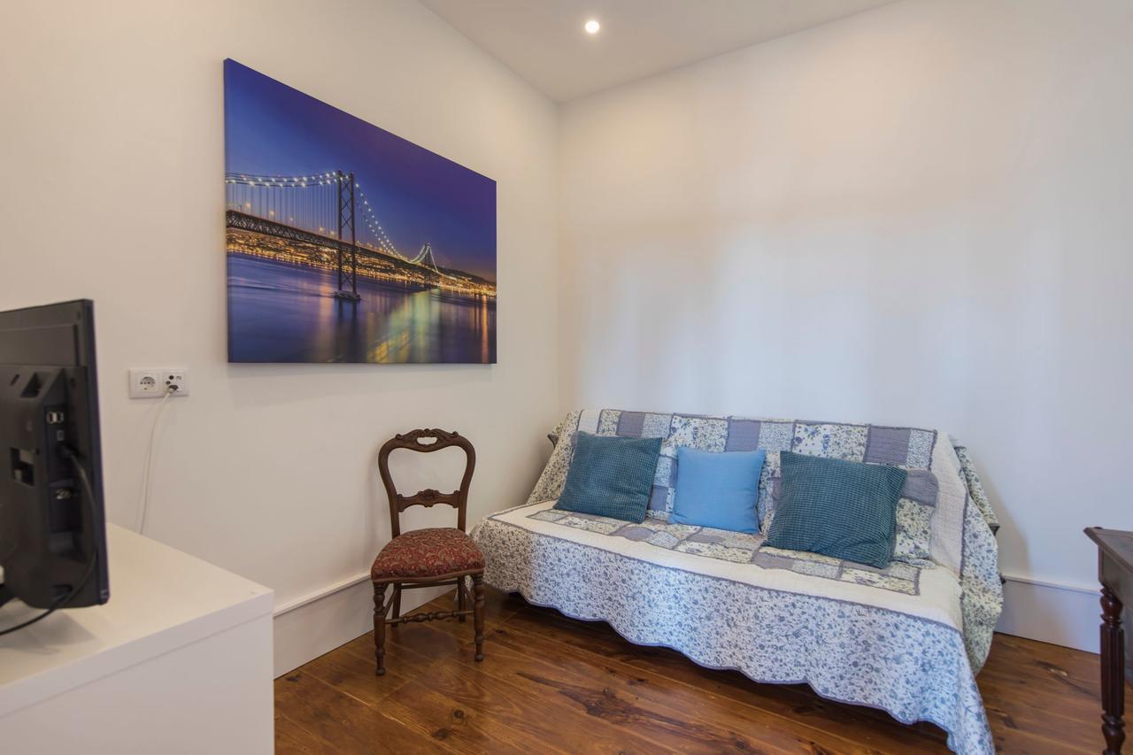 Lovelystay - Comfortable Apartment With River Views Лісабон Екстер'єр фото