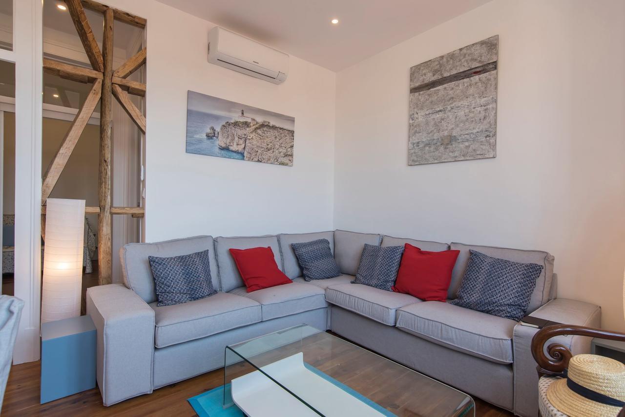 Lovelystay - Comfortable Apartment With River Views Лісабон Екстер'єр фото
